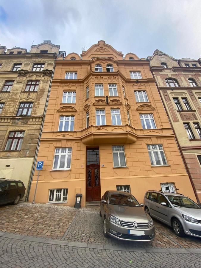 Lázeňský Apartmán Apartamento Karlovy Vary Exterior foto